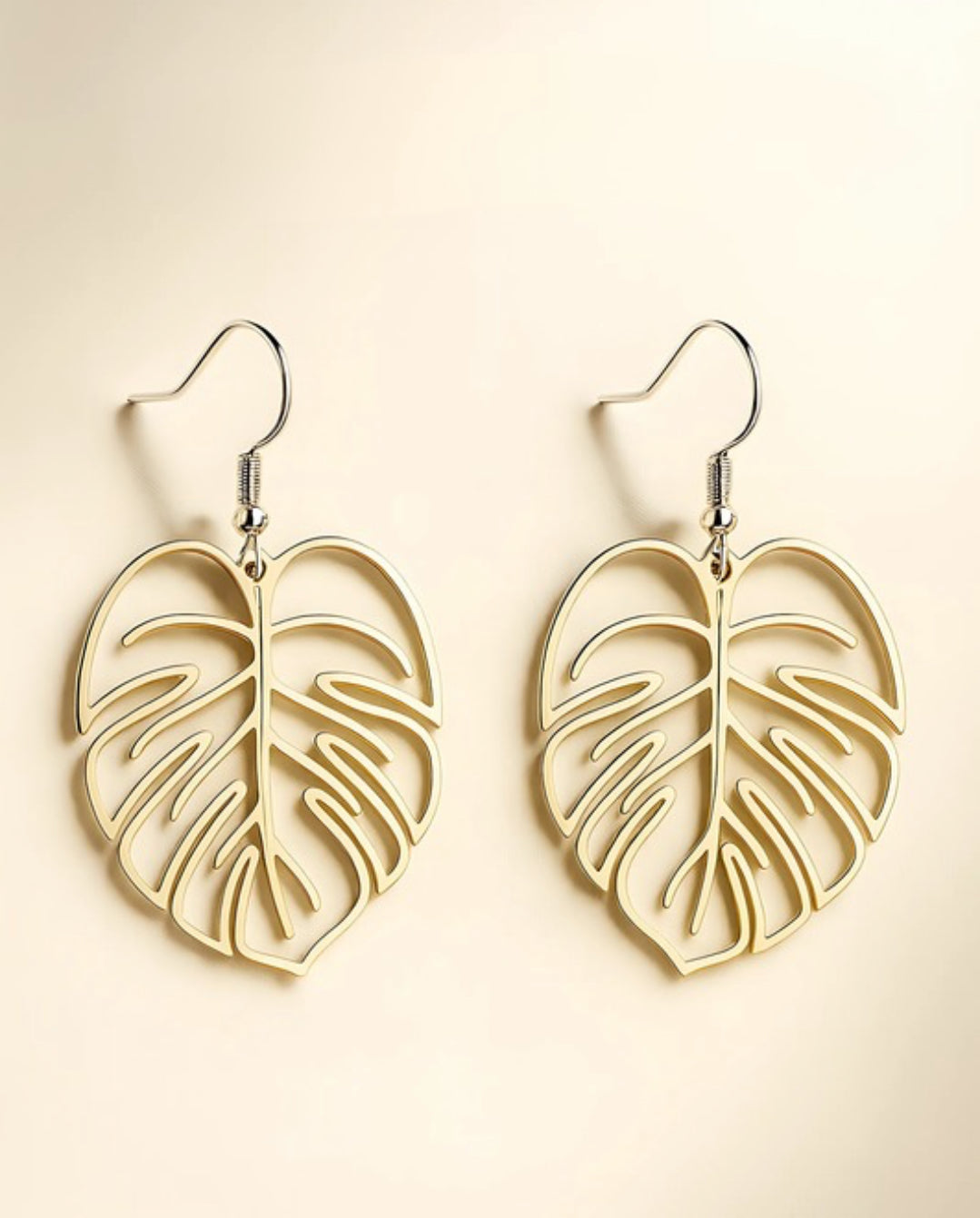 Elegant Monstera Leaf Drop Earrings